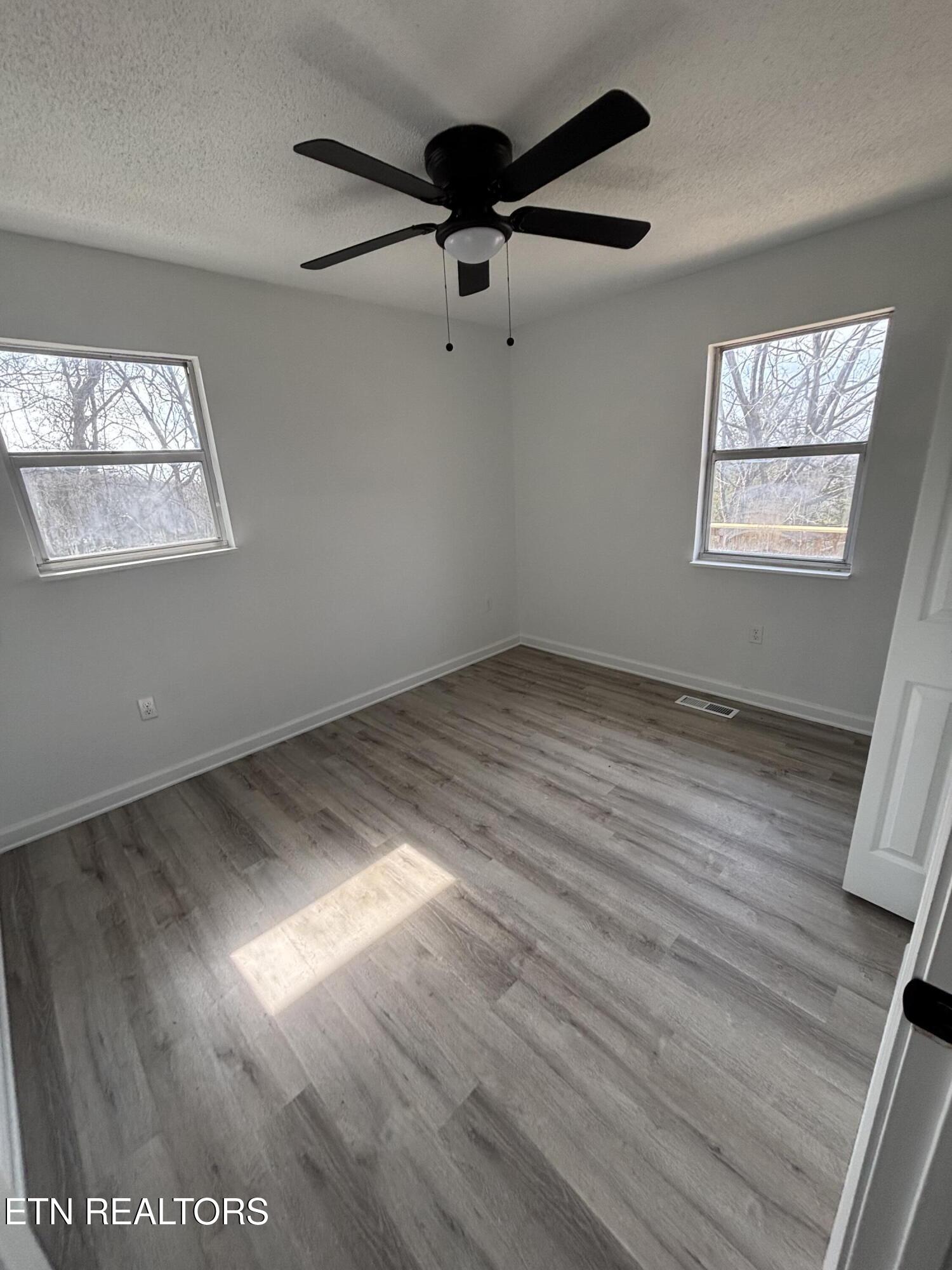 8634 Bud Hawkins Road Corryton, TN 37721 - Photo 22 of 24 IMG_0541