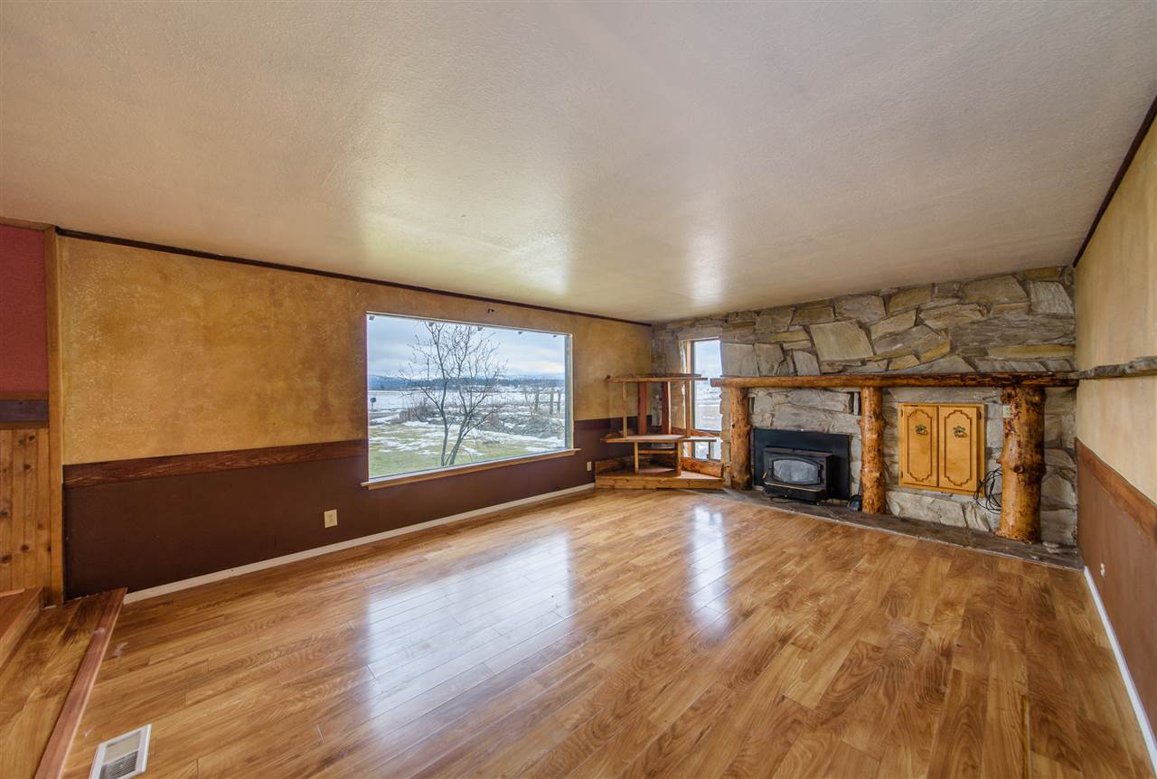 42505 North Bruce Road Elk, WA 99009 - Photo 5 of 19