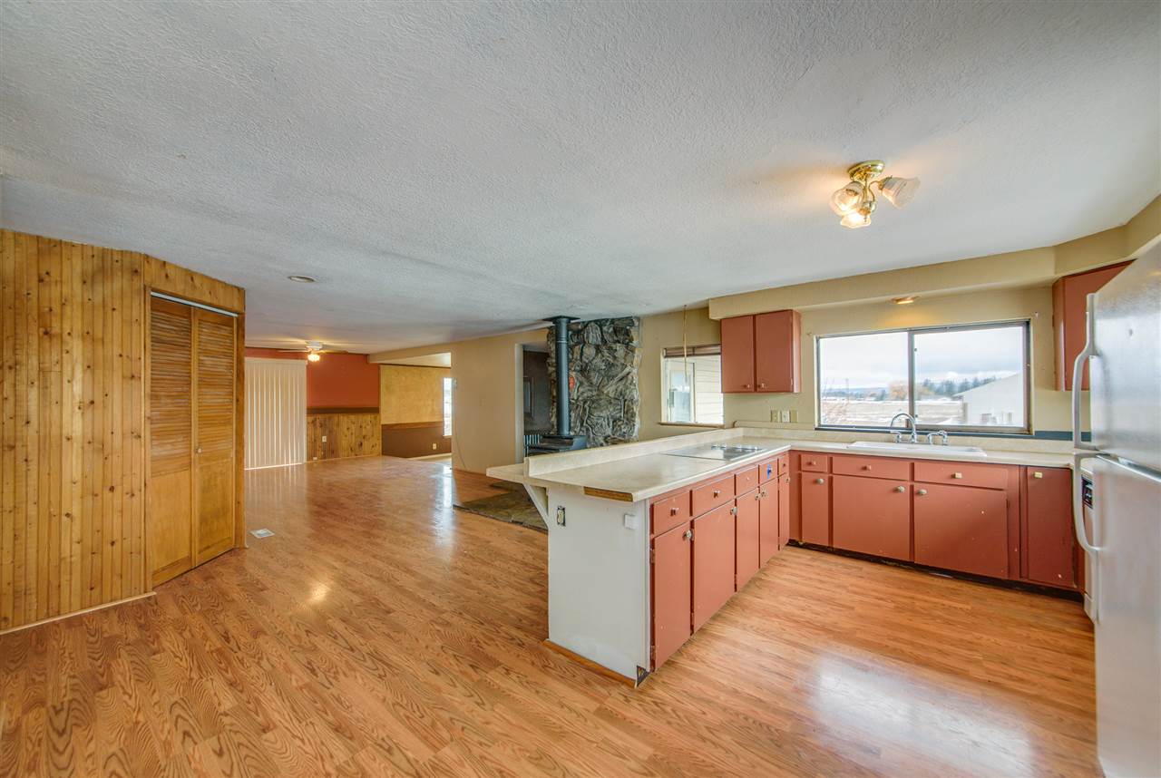 42505 North Bruce Road Elk, WA 99009 - Photo 6 of 19