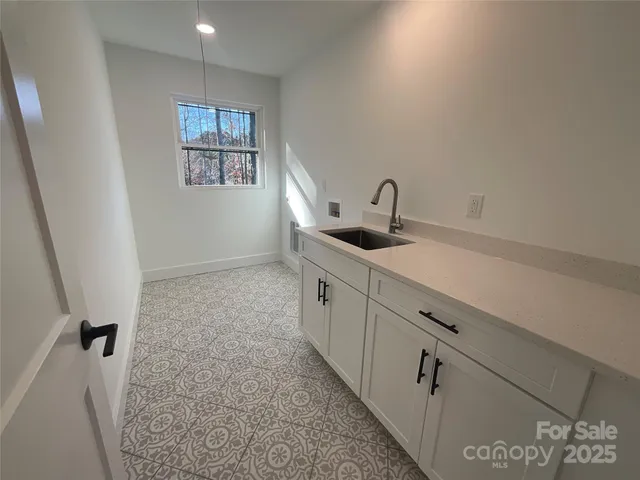 $775,000 | 7362 Hemlock Court, Denver, NC 28037