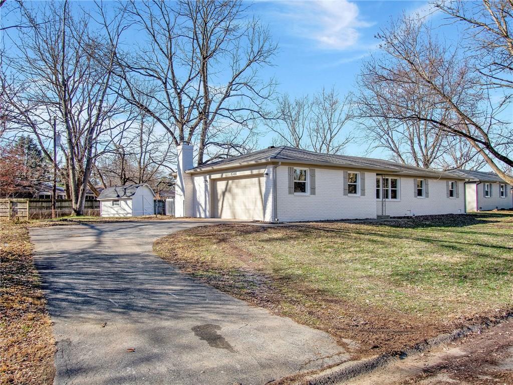 4342 Clifford Road Brownsburg, IN 46112 - Photo 3 of 33 Gallery Image 3