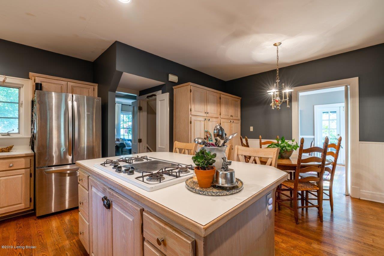 2109 Edgehill Road Louisville, KY 40205 - Photo 16 of 49 real-estate-highlands---17