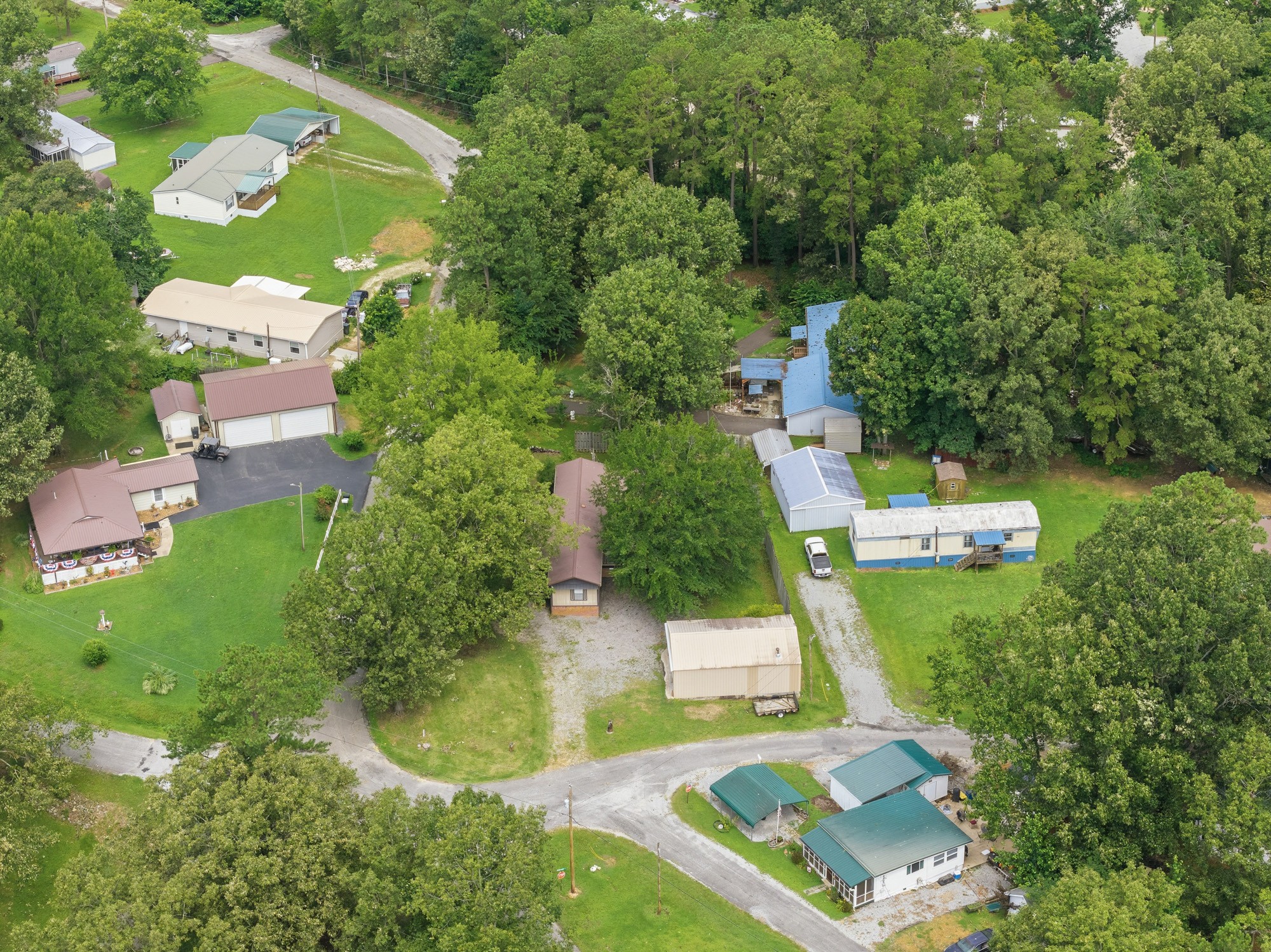 225 Pineview Drive Springville, TN 38256 - Photo 14 of 39