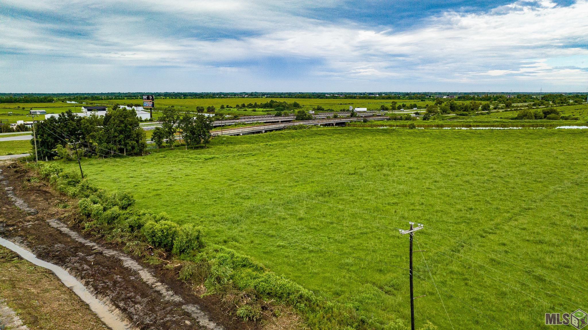 652 Highway 652 Raceland, LA 70394 - Photo 4 of 10