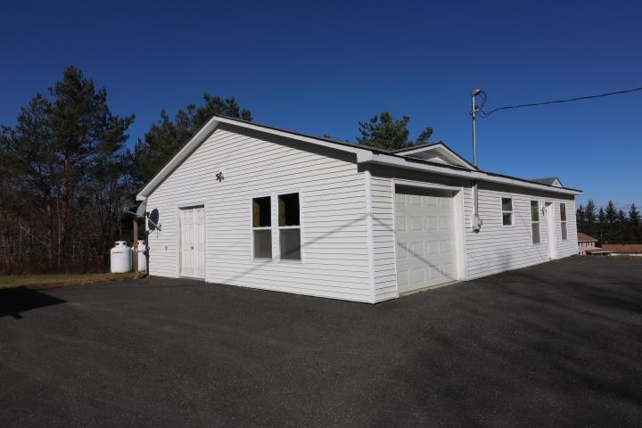 738 Tower Road Williamstown, VT 05679 - Photo 3 of 29
