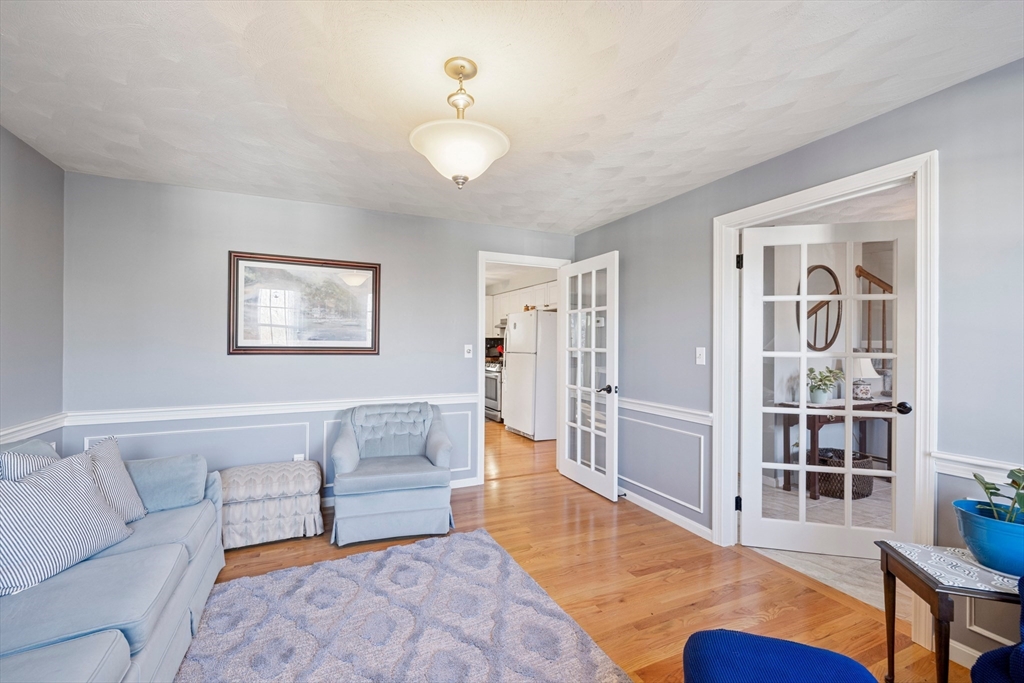 176 Roundtop Road Marlborough, MA 01752 - Photo 11 of 42 Gallery Image 11
