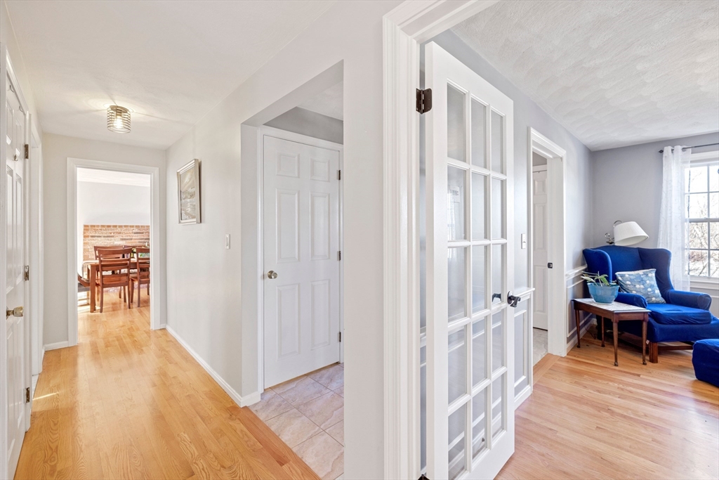 176 Roundtop Road Marlborough, MA 01752 - Photo 13 of 42 Gallery Image 13