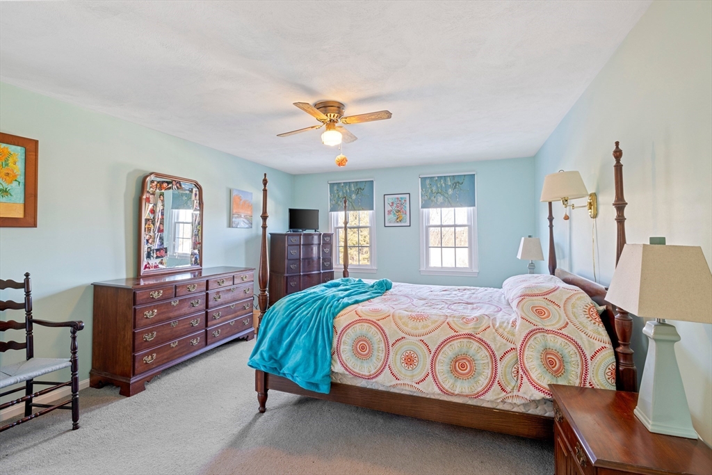 176 Roundtop Road Marlborough, MA 01752 - Photo 35 of 42 Gallery Image 35
