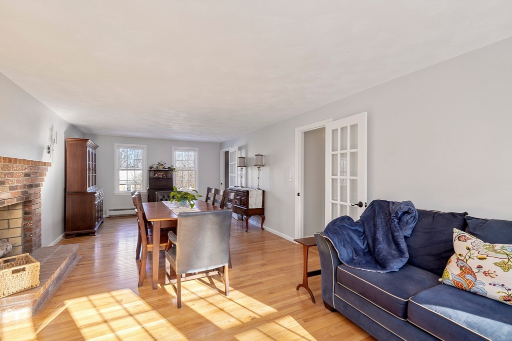 176 Roundtop Road Marlborough, MA 01752 - Photo 7 of 42 Gallery Image 7