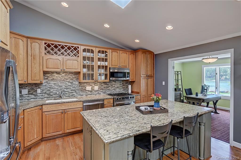 248 Spring Run Road Mooresville, NC 28117 - Photo 8 of 36 Gallery Image 8