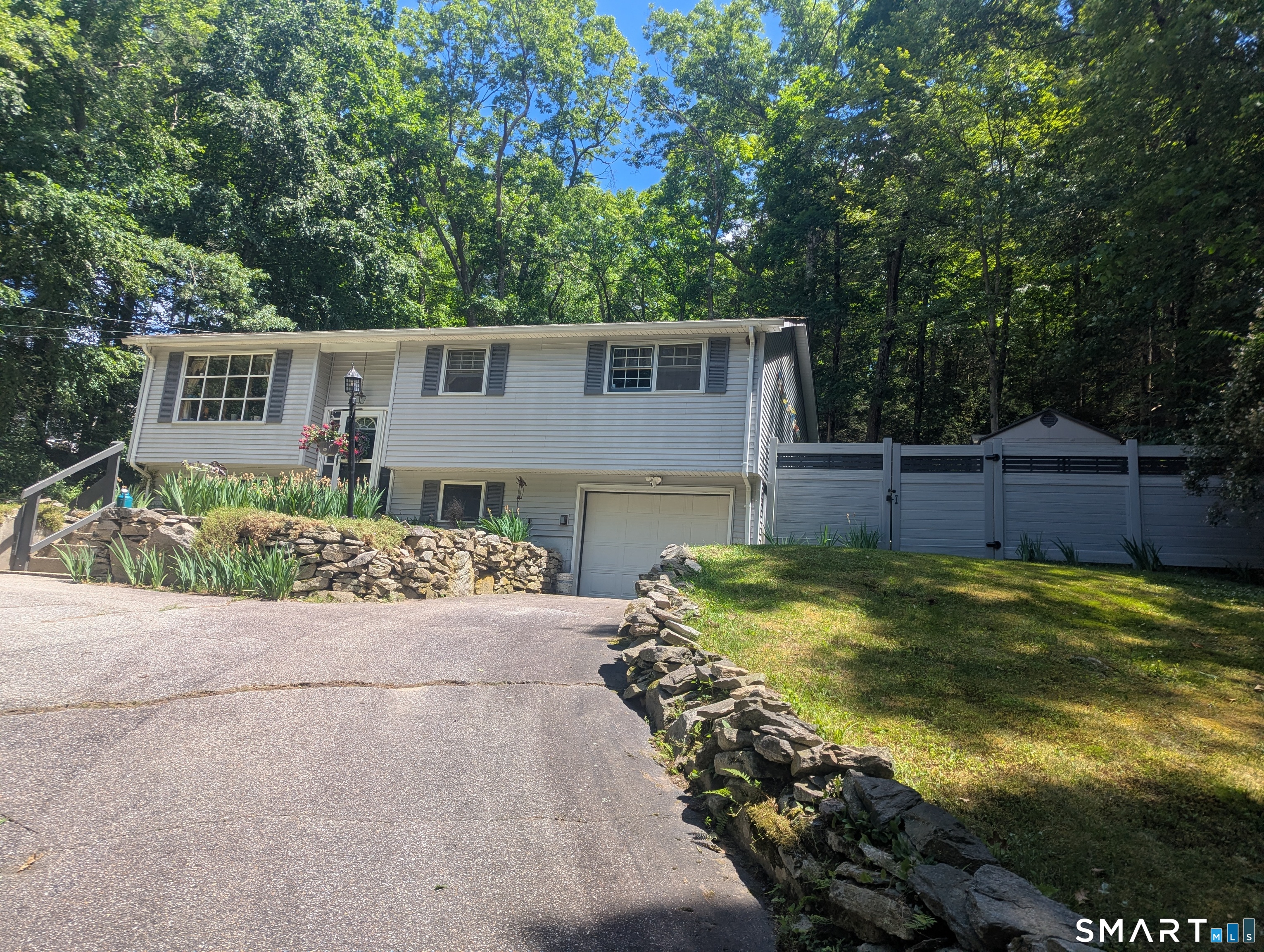 97 Kapitulik Road Thompson, CT 06255 - Photo 40 of 40