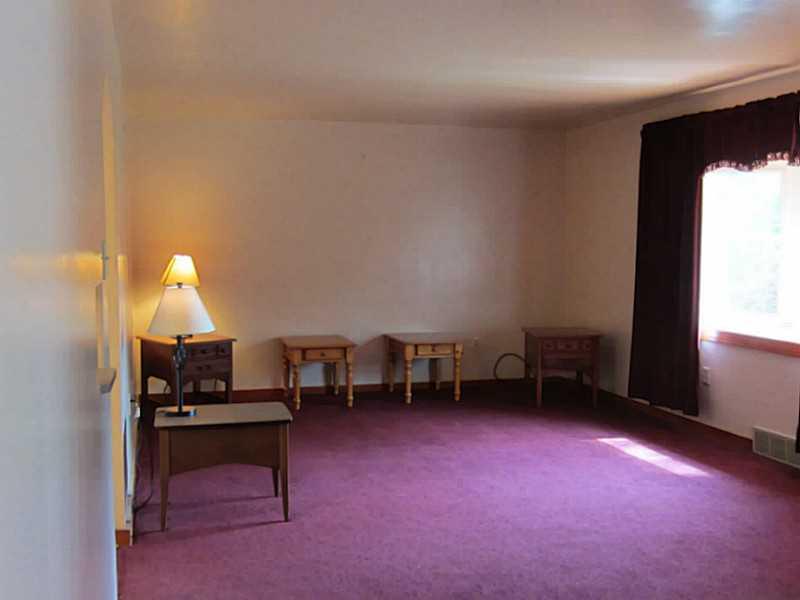 110 West Shaffer Road Aliquippa, PA 15001 - Photo 2 of 25 Living Room. Great Bay Window