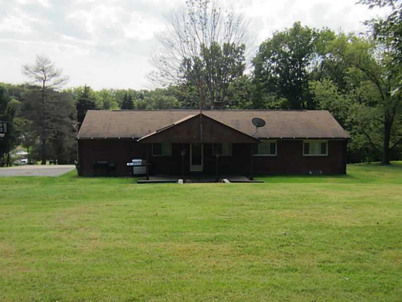 110 West Shaffer Road Aliquippa, PA 15001 - Photo 21 of 25 Exterior Back.