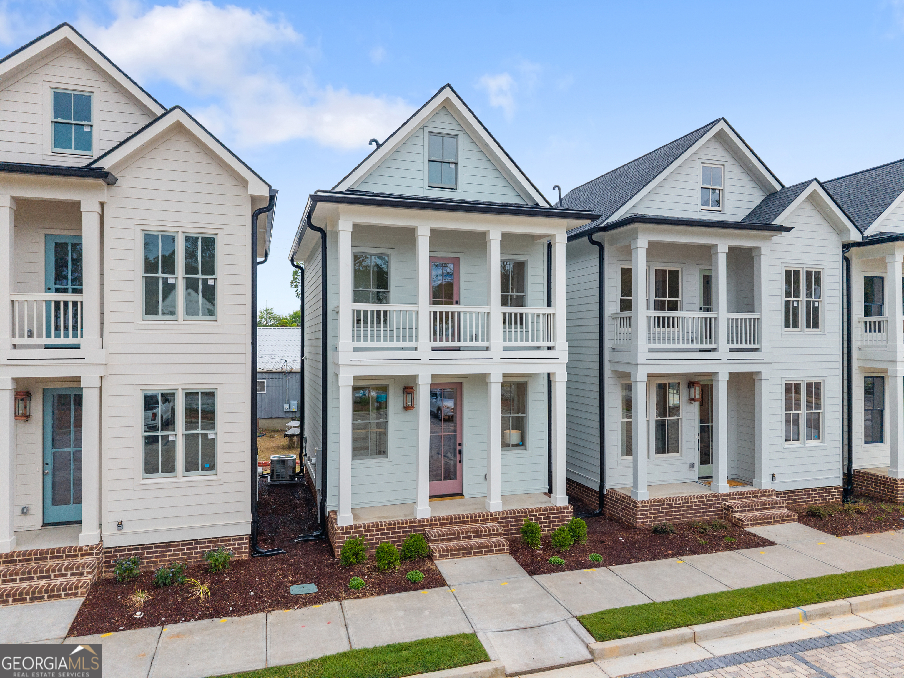 758 Trail View Southwest Gainesville, GA 30501 - Photo 2 of 23 Gallery Image 2
