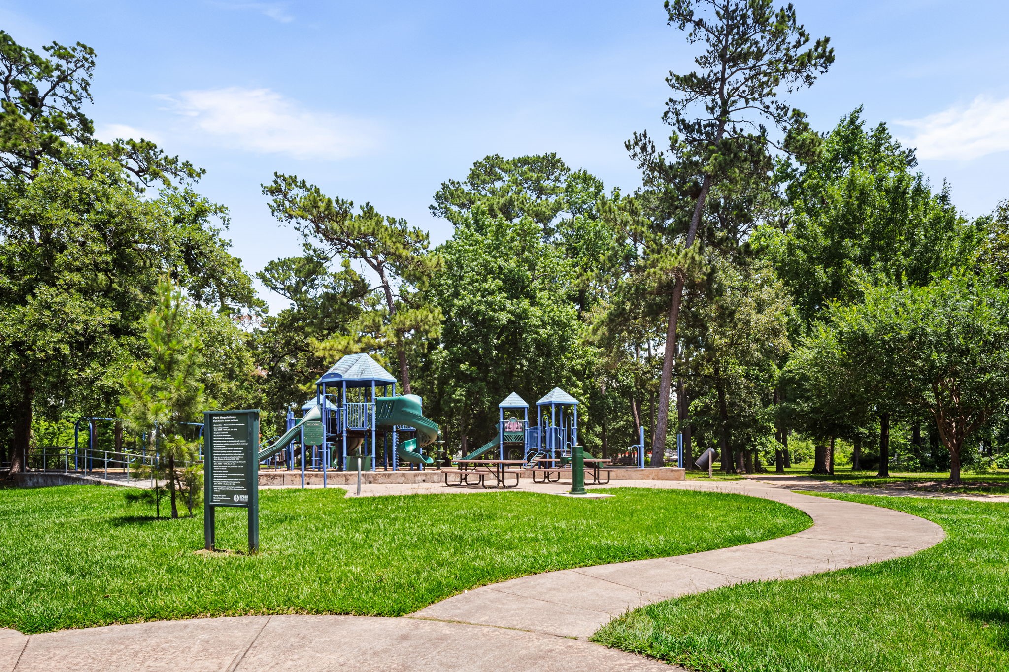 1013 Martin Street Houston, TX 77018 - Photo 44 of 46 Wonderful proximity (walking distance to some!) to neighborhood parks including Shepherd Park, Candlelight Park, & Oak Forest Park offering playgrounds, green space, walking trails, & outdoor recreation nearby.