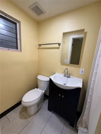 $1,400 | 7902 North Klondyke Street, Unit 2, Tampa, FL 33604