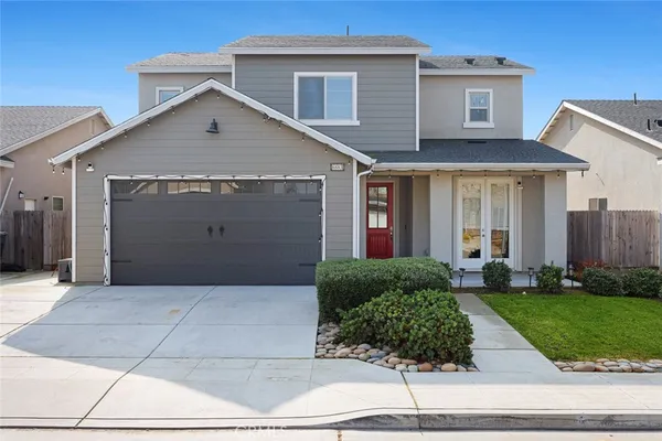 $540,000 | 6883 East Robinson Avenue, Fresno, CA 93727