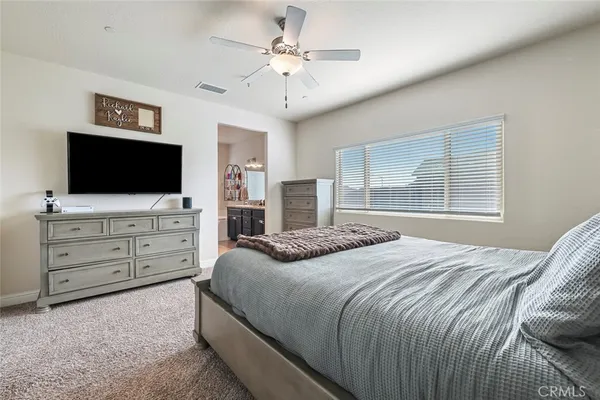 $540,000 | 6883 East Robinson Avenue, Fresno, CA 93727