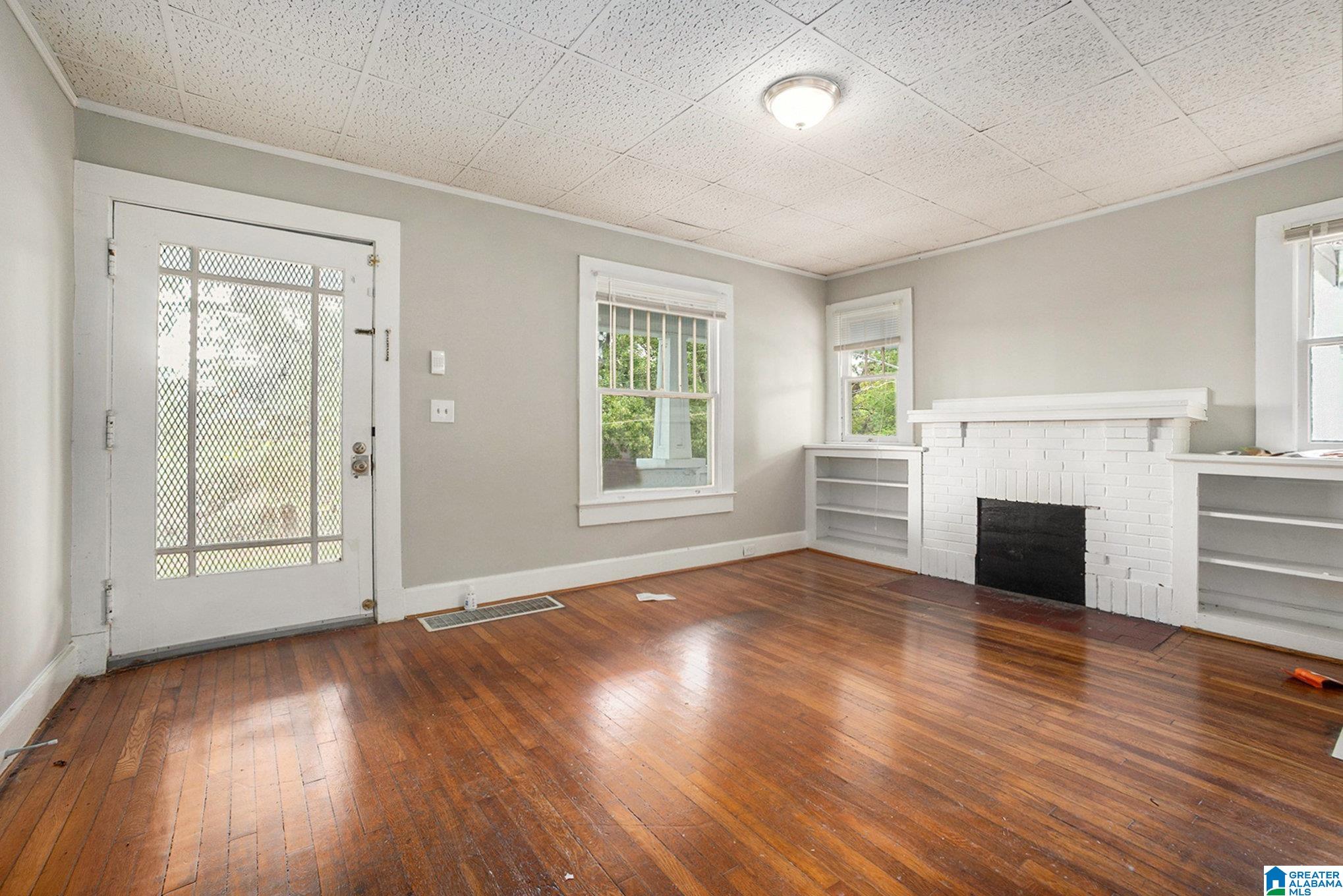 1545 29th Street Birmingham, AL 35218 - Photo 2 of 10