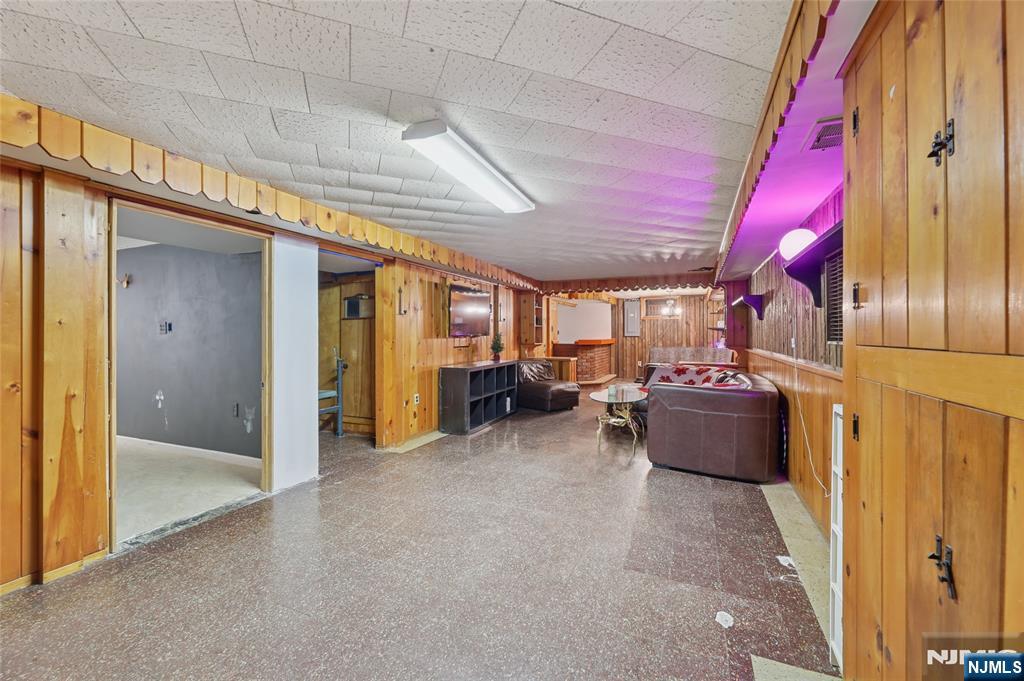 16 Homestead Road Elmwood Park, NJ 07407 - Photo 21 of 24