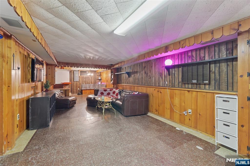 16 Homestead Road Elmwood Park, NJ 07407 - Photo 22 of 24