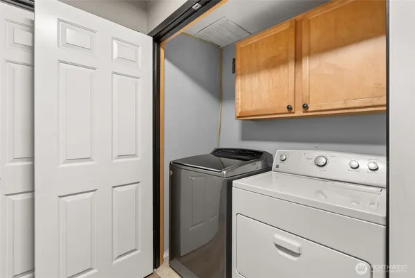 $329,950 | 10015 186th Place East, Unit 111, Puyallup, WA 98375