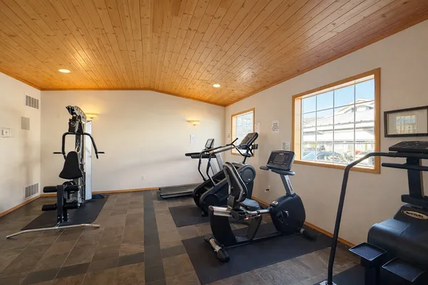 $329,950 | 10015 186th Place East, Unit 111, Puyallup, WA 98375