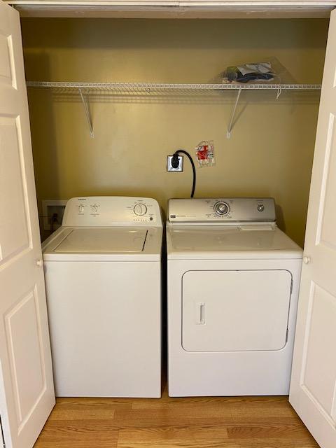 LAUNDRY CLOSET