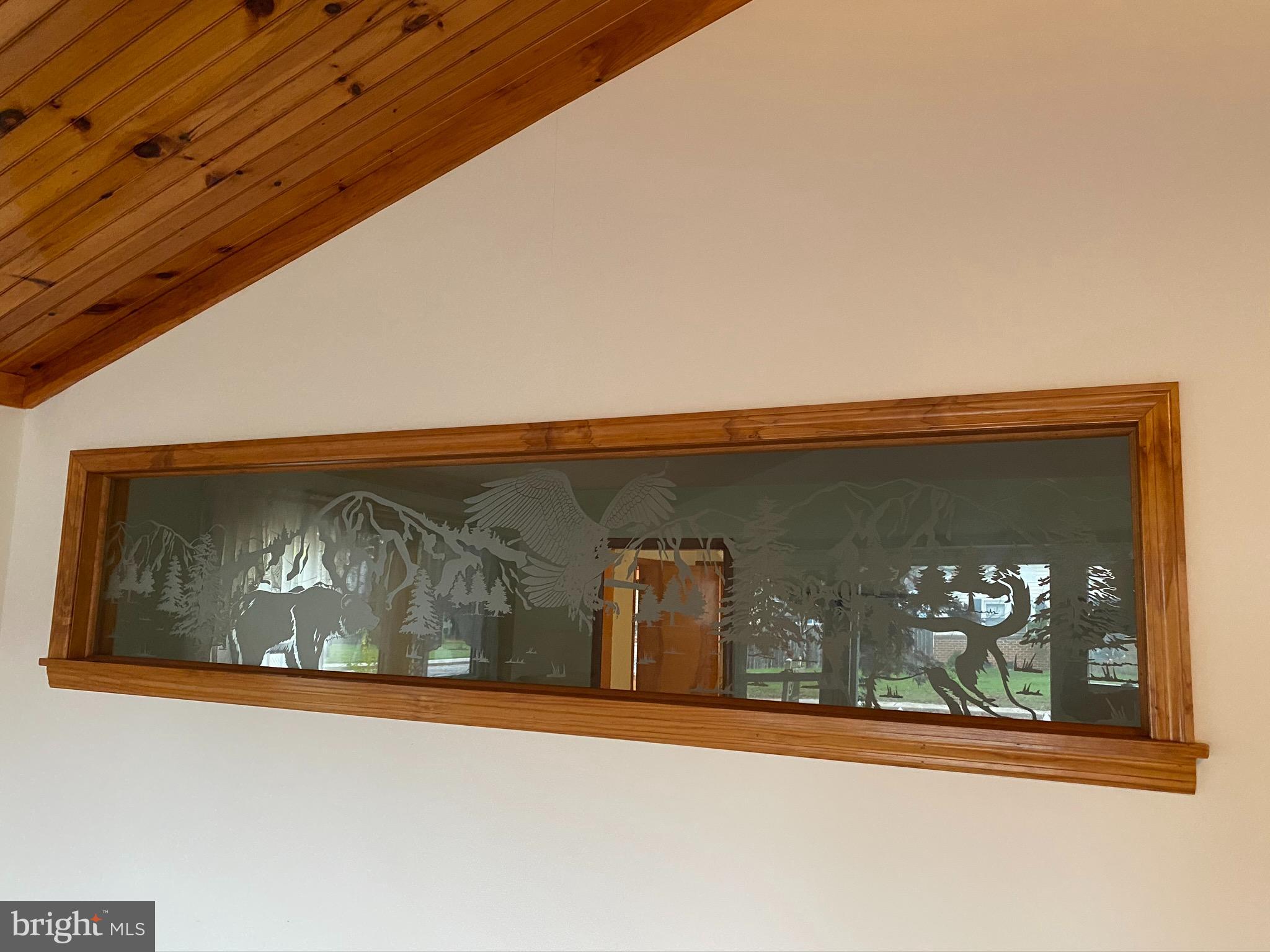 47 Harvard Road Pennsville, NJ 08070 - Photo 4 of 21 Front sunroom / sitting room 3/4