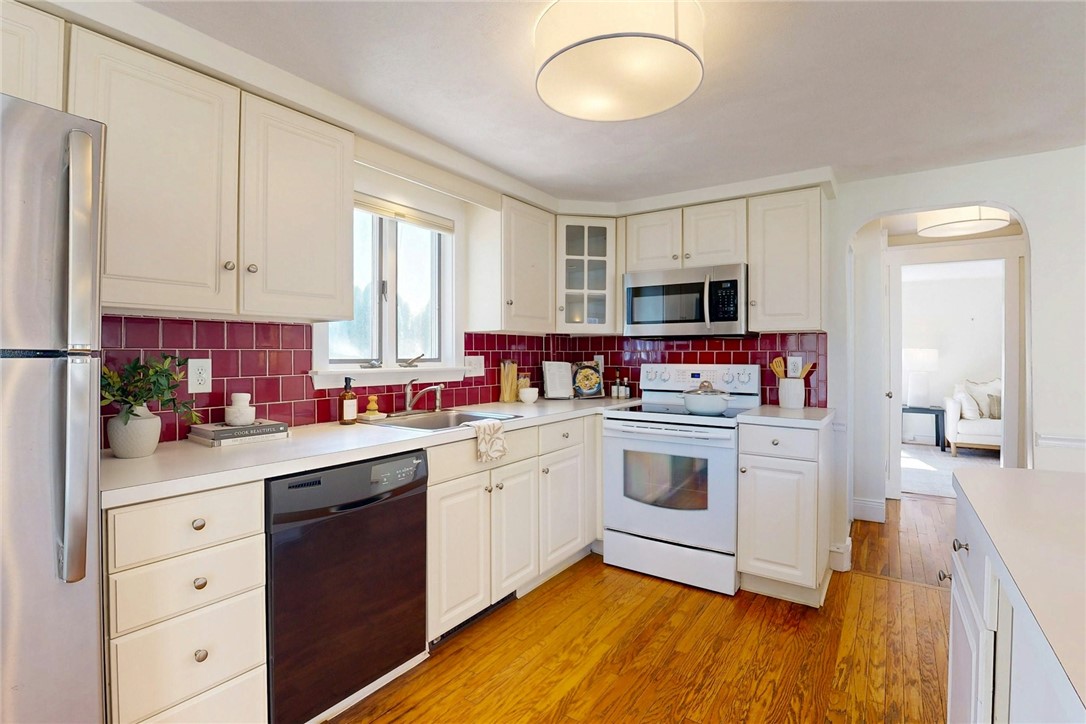 152 Audubon Road Warwick, RI 02888 - Photo 15 of 49