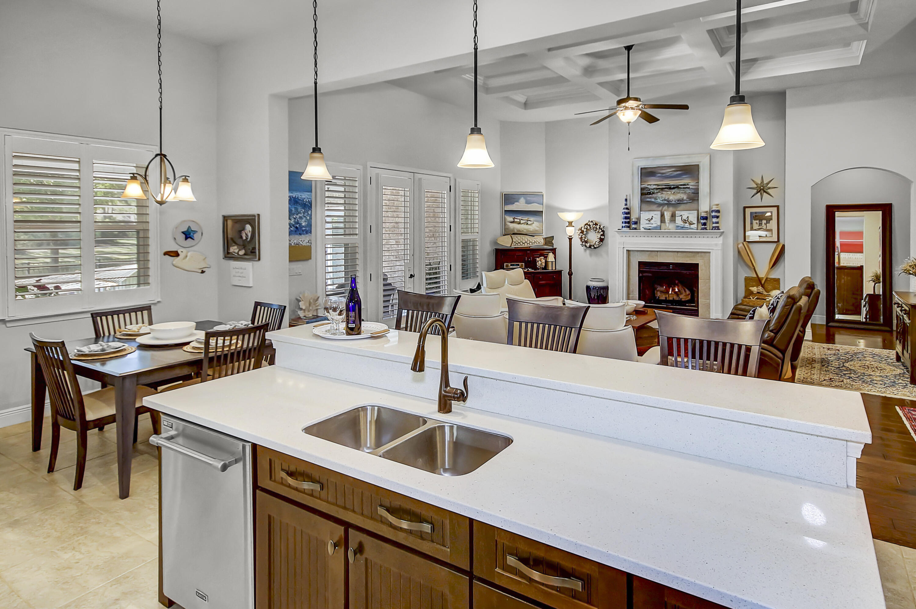 320 Symphony Way Freeport, FL 32439 - Photo 21 of 44 Pendant Lighting
