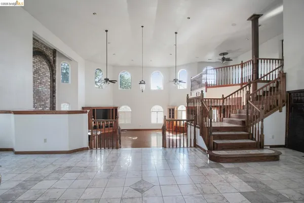 a view of entryway and hall