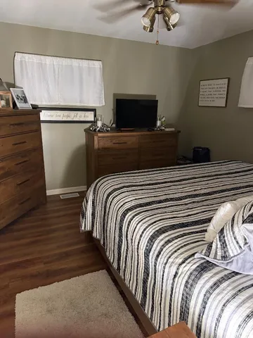 $159,900 | 18 6th Street Northeast, Linton, IN 47441