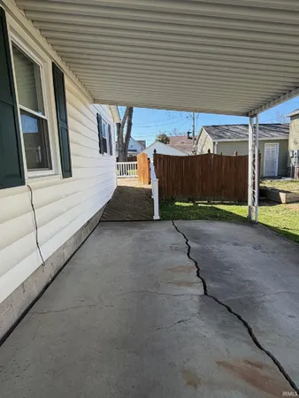 $159,900 | 18 6th Street Northeast, Linton, IN 47441