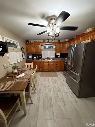 $159,900 | 18 6th Street Northeast, Linton, IN 47441