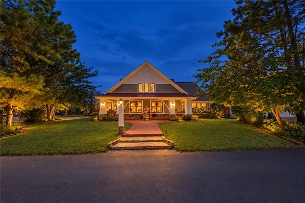 $1,250,000 | 601 Jackson Street, Bentonville, AR 72712
