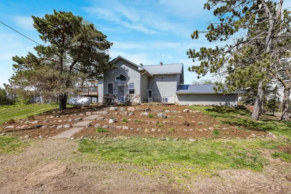 $550,000 | 34672 125th Avenue, Onamia, MN 56359