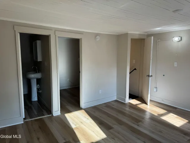 $1,700 | 59 Bradford Street, Albany, NY 12206