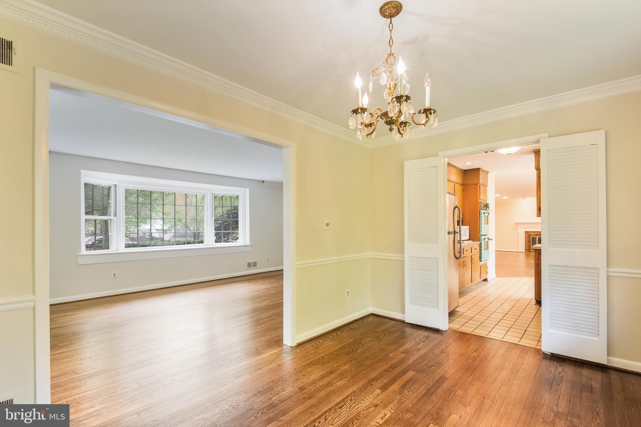 7712 Groton Road Bethesda, MD 20817 - Photo 13 of 35