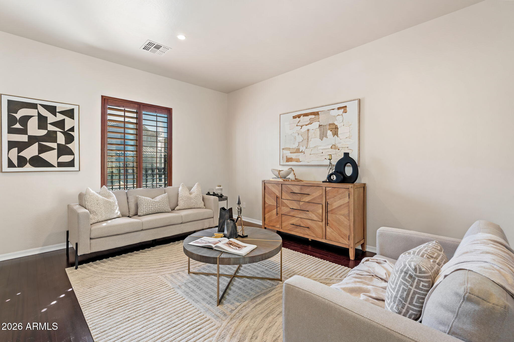 3660 East Maffeo Road Phoenix, AZ 85050 - Photo 6 of 68 8-web-or-mls-DSC_5008