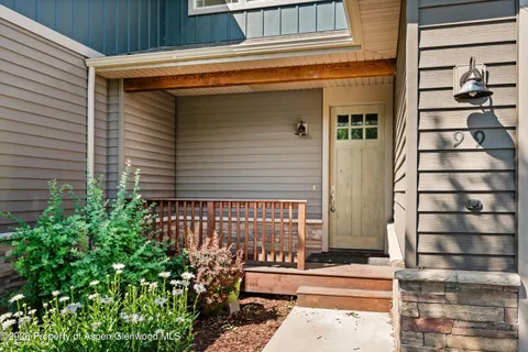 $700,000 | 99 Redstone Drive, New Castle, CO 81647