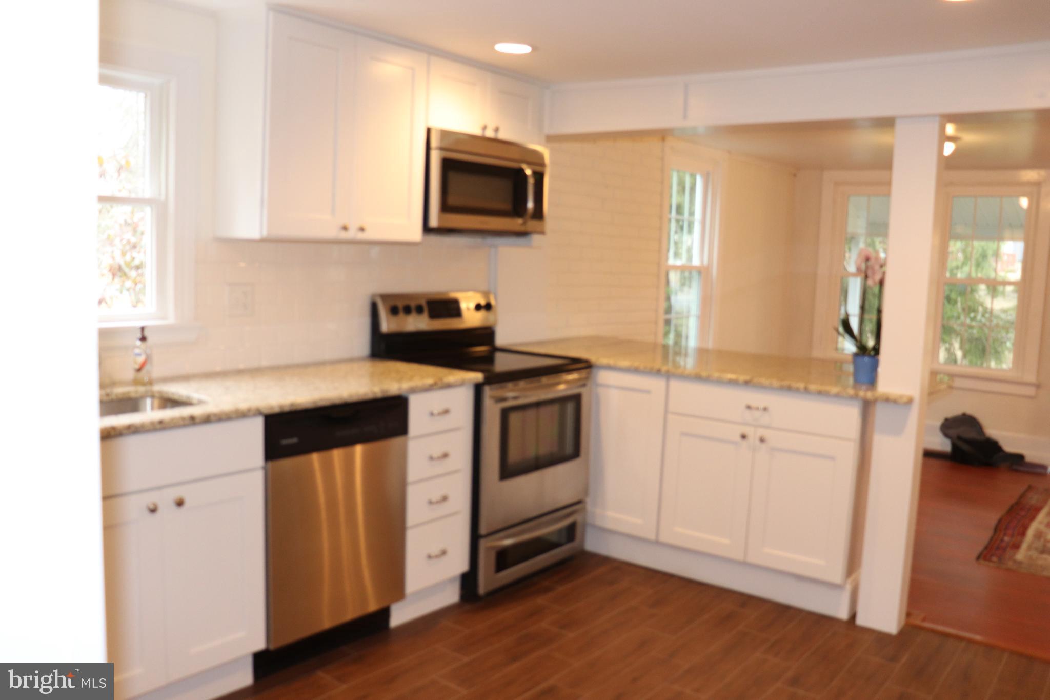 2850 Flowing Springs Road Spring City, PA 19475 - Photo 11 of 25 Kitchen