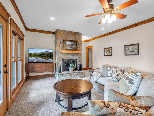 $2,999,000 | 27 Anchor Drive, Nebo, NC 28761