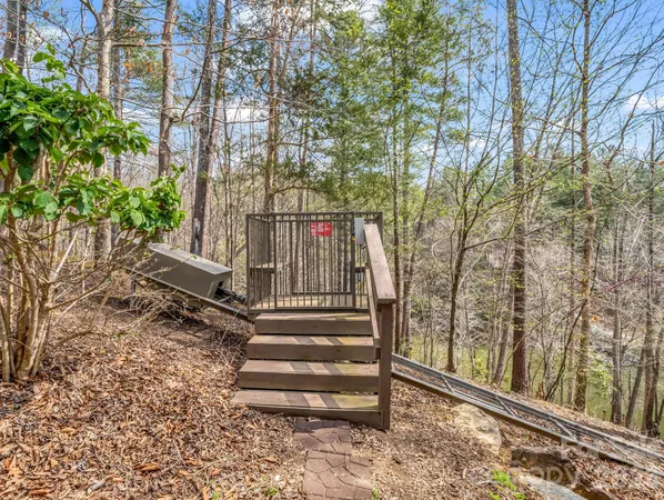 $2,999,000 | 27 Anchor Drive, Nebo, NC 28761