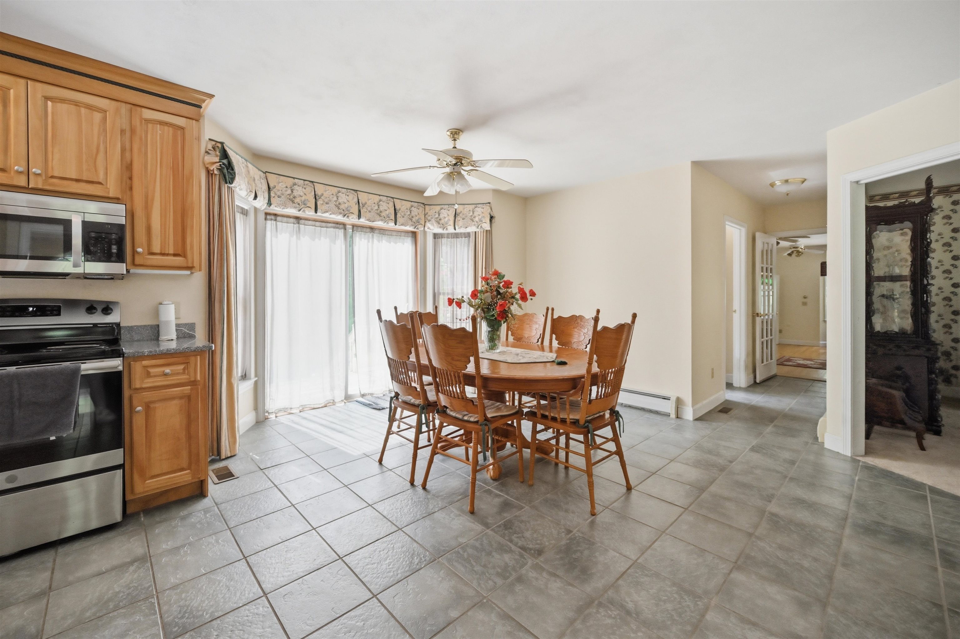 7 Mankill Brook Road Plaistow, NH 03865 - Photo 13 of 60