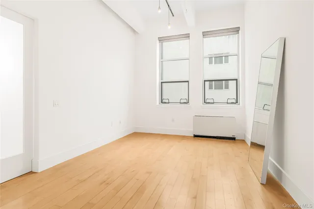 $2,099,900 | 55 Berry Street, Unit 4F | Williamsburg