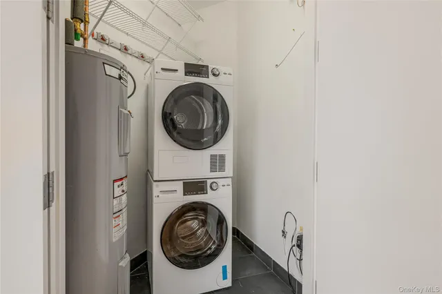 $2,099,900 | 55 Berry Street, Unit 4F | Williamsburg