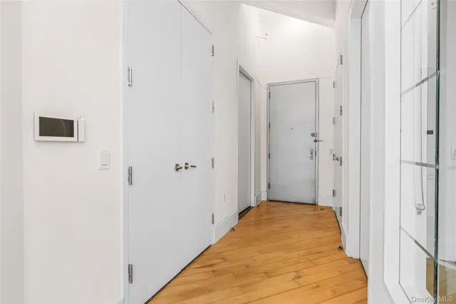 $2,099,900 | 55 Berry Street, Unit 4F | Williamsburg