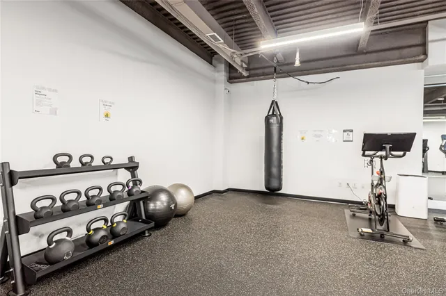 $2,099,900 | 55 Berry Street, Unit 4F | Williamsburg