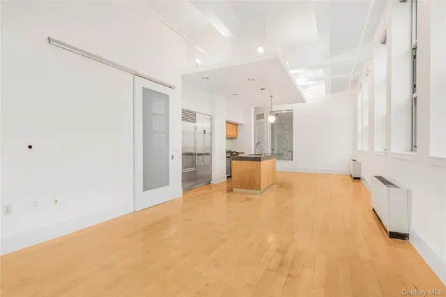 $2,099,900 | 55 Berry Street, Unit 4F | Williamsburg